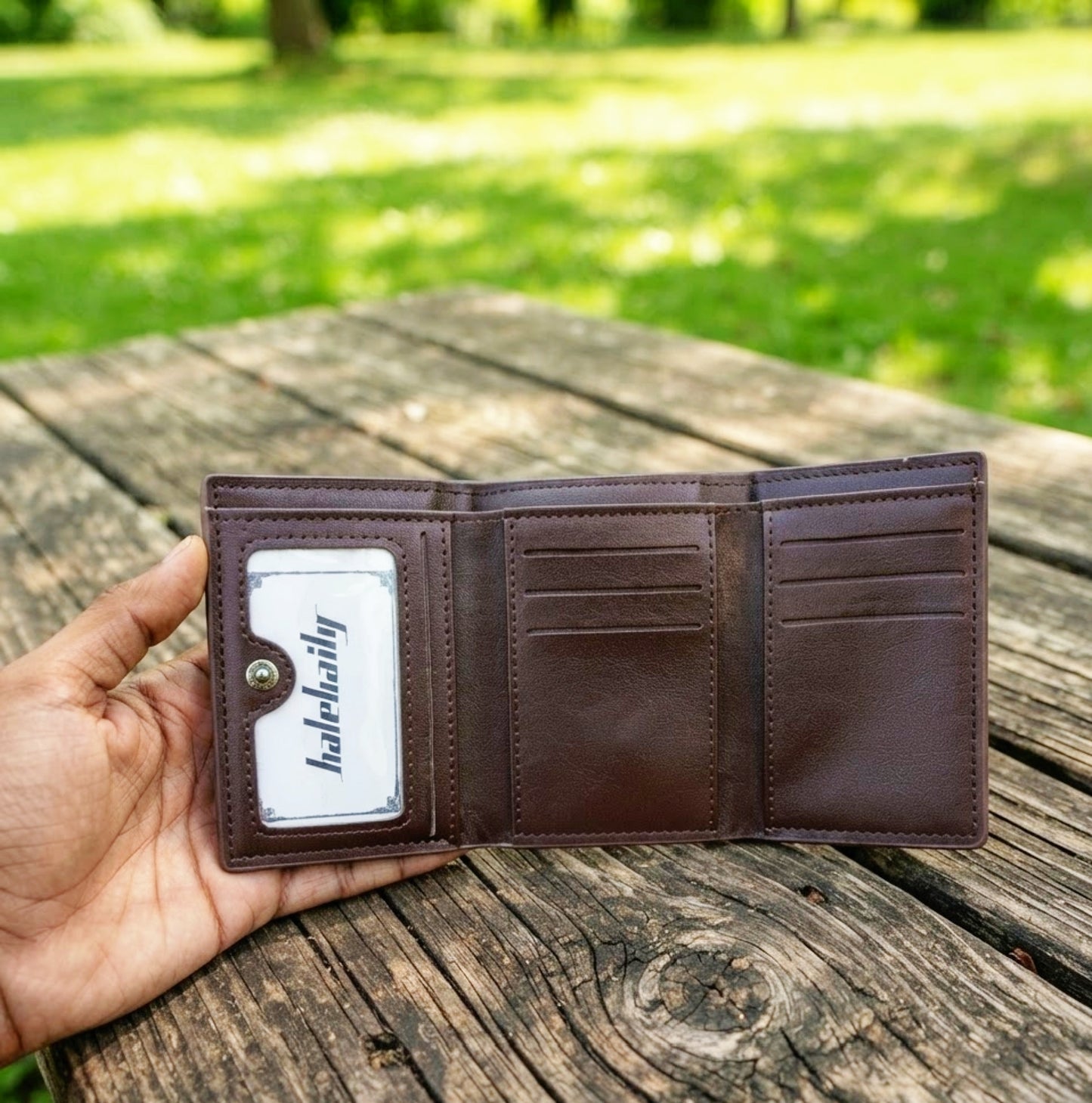Men’s Leather Trifold Wallet with Clear ID Window & Multi-Card Slots